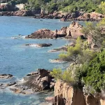 Dans Pieds Dans L'eau Saint-Raphaël